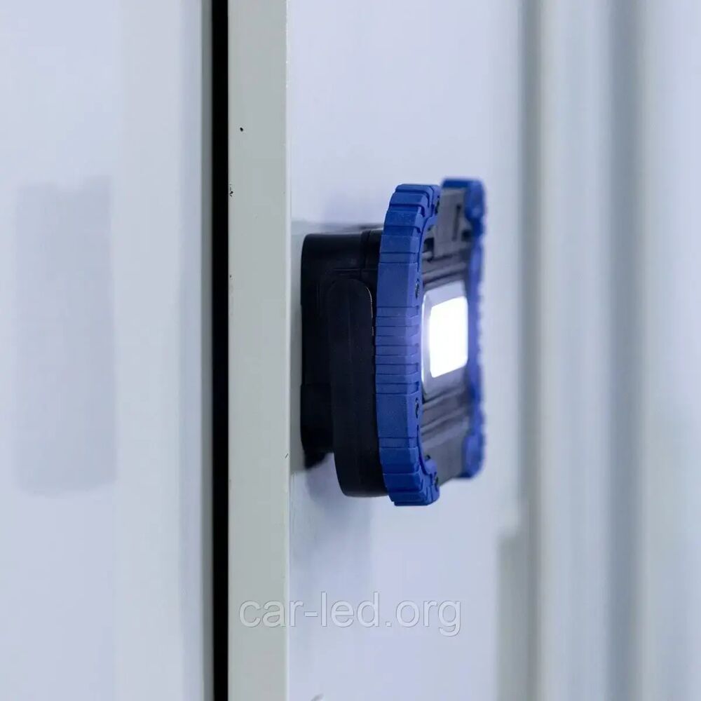 Ліхтар Westinghouse 8W COB LED WF56 + 4 x AA/LR6 в комплекті