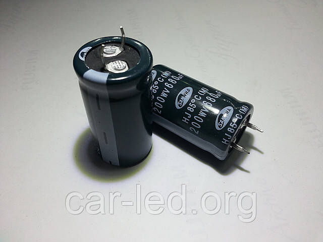 680mkf - 200v mini HJ 22*40 SAMWHA, 85°C