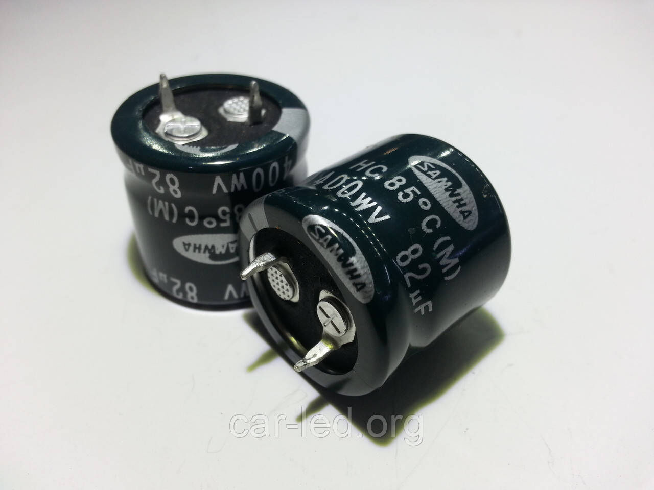 68mkf - 400v HC 22*20 SAMWHA, 85°C конденсатор електролітичний